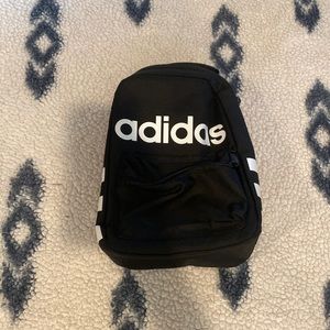 adidas lunch box